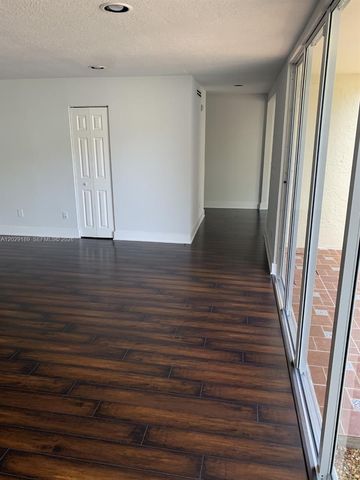 7805 SW 102nd Pl 7805, Miami, FL 33173
