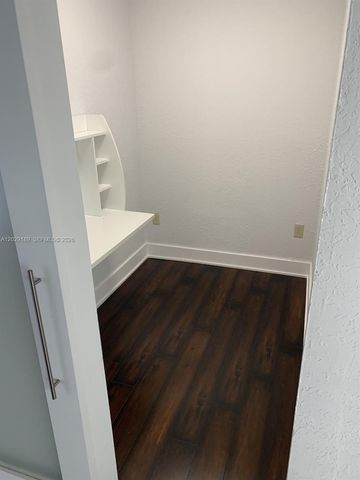 7805 SW 102nd Pl 7805, Miami, FL 33173