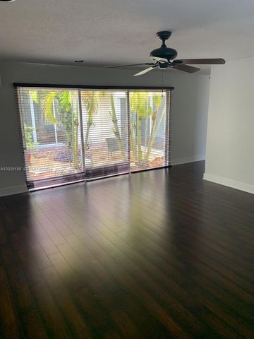 7805 SW 102nd Pl 7805, Miami, FL 33173