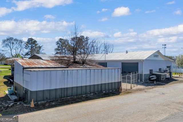 88 Maurice Way, Lavonia, GA 30553