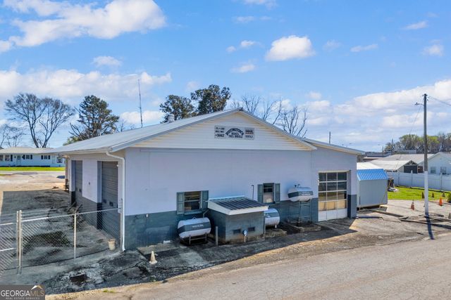 88 Maurice Way, Lavonia, GA 30553