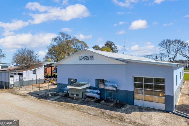 88 Maurice Way, Lavonia, GA 30553