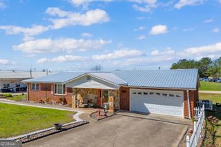 88 Maurice Way, Lavonia, GA 30553