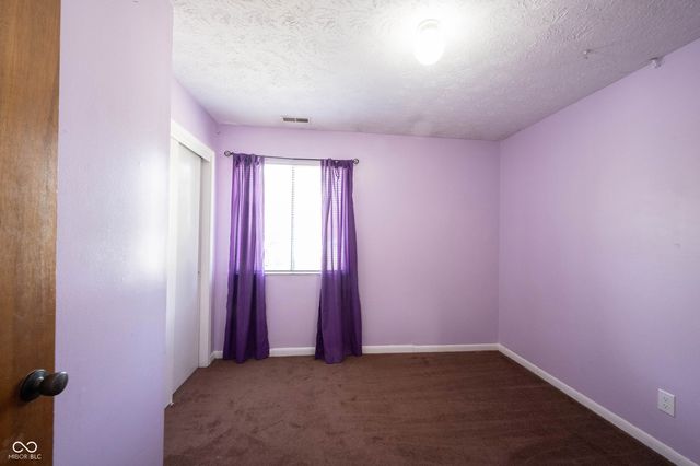 660 Holiday Drive, Fortville, IN 46040