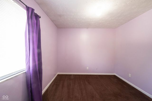 660 Holiday Drive, Fortville, IN 46040