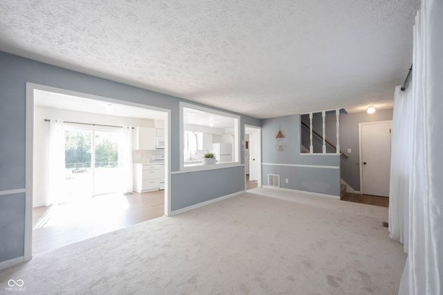 660 Holiday Drive, Fortville, IN 46040
