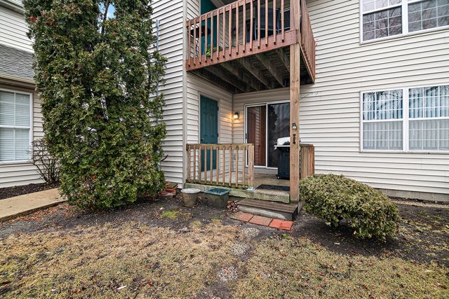 104 Chesterfield Court 1, Bourbonnais, IL 60914