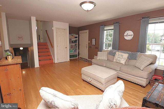 16903 HAMPSHIRE DR, Williamsport, MD 21795