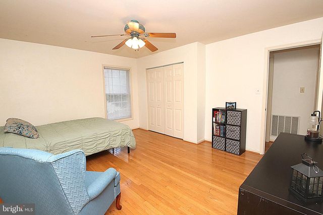 16903 HAMPSHIRE DR, Williamsport, MD 21795
