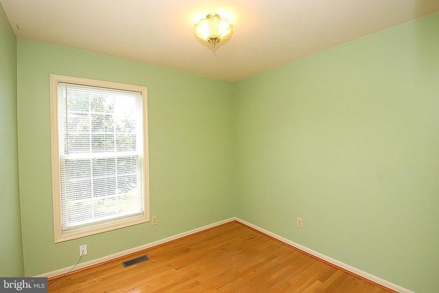 16903 HAMPSHIRE DR, Williamsport, MD 21795
