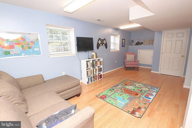 16903 HAMPSHIRE DR, Williamsport, MD 21795