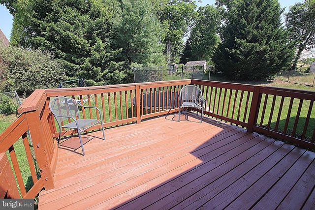 16903 HAMPSHIRE DR, Williamsport, MD 21795
