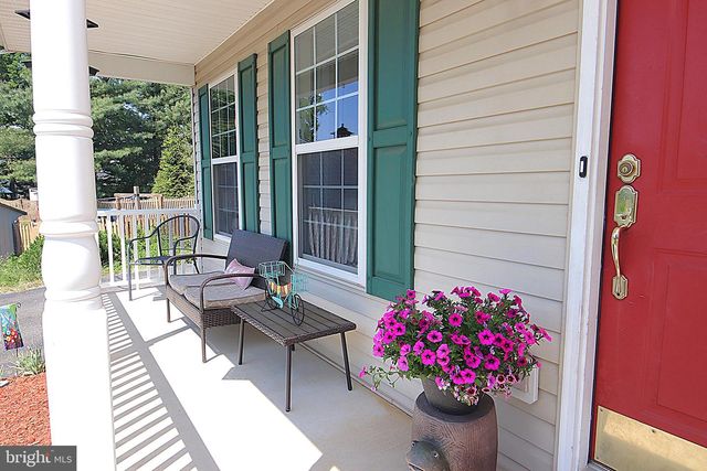16903 HAMPSHIRE DR, Williamsport, MD 21795