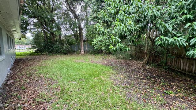 804 LA MARCHE Drive, Jacksonville, FL 32205