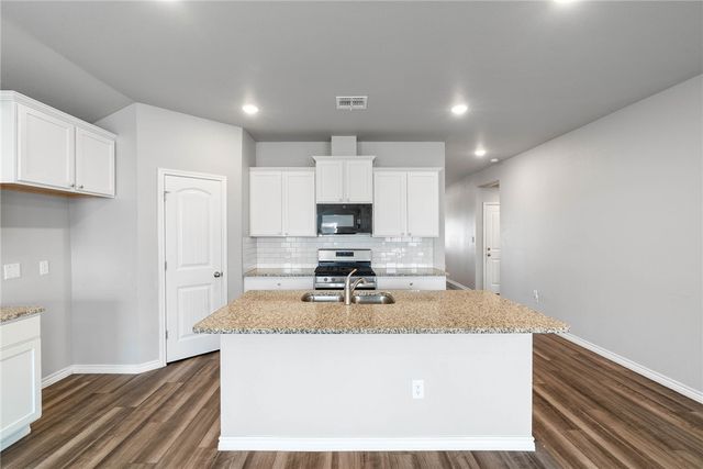 7226 Adler Dr, Corpus Christi, TX 78414