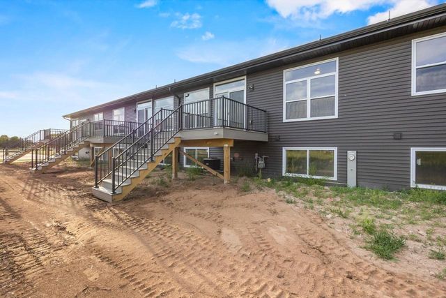 3375 SHAWANO AVENUE, Green Bay, WI 54313
