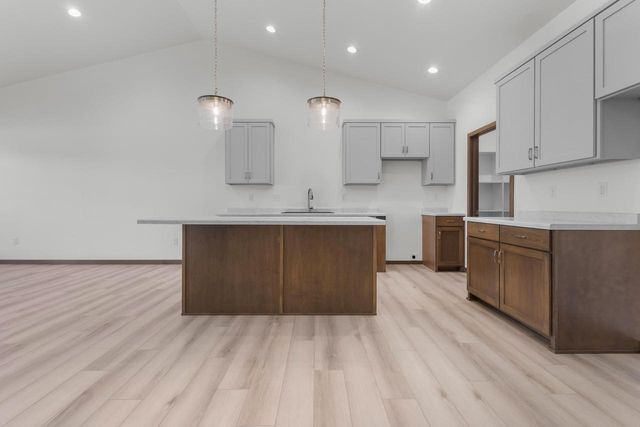3375 SHAWANO AVENUE, Green Bay, WI 54313