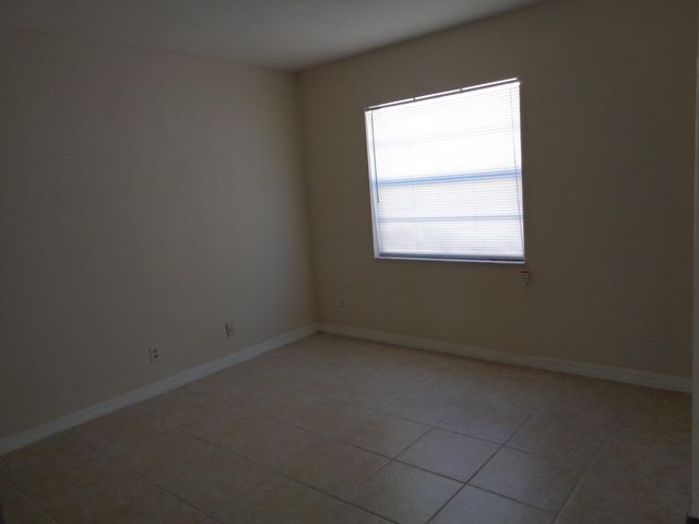 312 SOUTHWIND Drive 104, North Palm Beach, FL 33408
