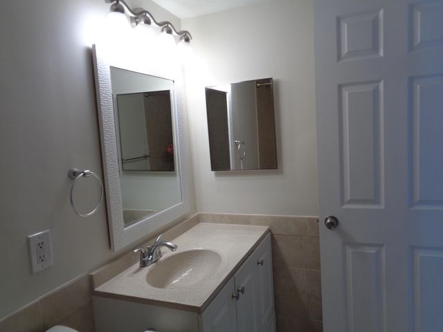 312 SOUTHWIND Drive 104, North Palm Beach, FL 33408