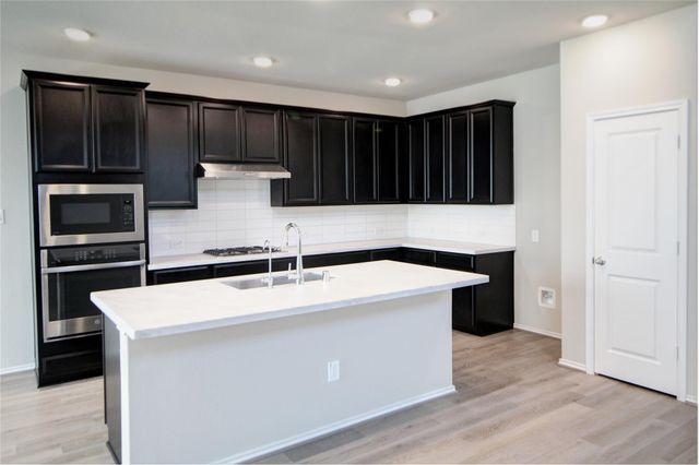 523 Timber Voyage Court, Conroe, TX 77304