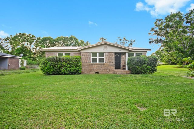 1062 N Magnolia Street, Loxley, AL 36551