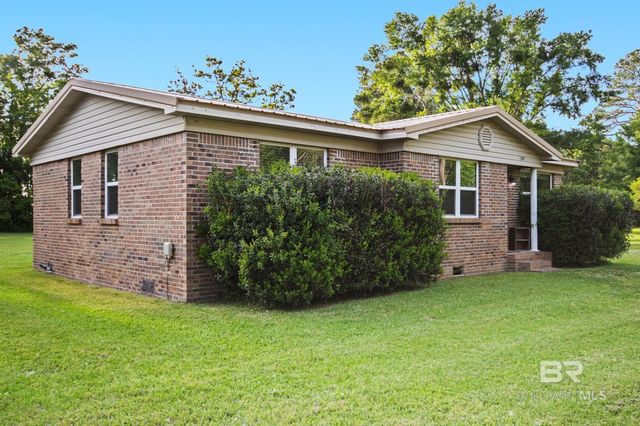 1062 N Magnolia Street, Loxley, AL 36551