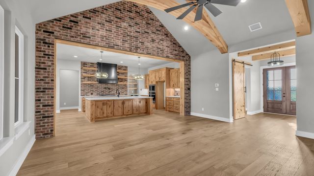 2101 Eagles Ridge Drive, Weatherford, TX 76087