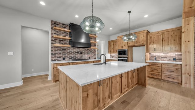 2101 Eagles Ridge Drive, Weatherford, TX 76087