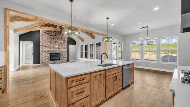 2101 Eagles Ridge Drive, Weatherford, TX 76087