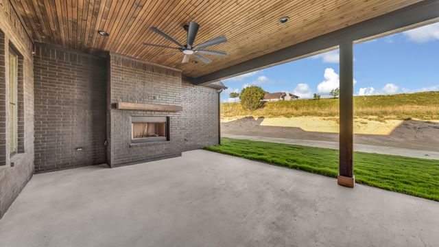 2101 Eagles Ridge Drive, Weatherford, TX 76087