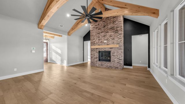 2101 Eagles Ridge Drive, Weatherford, TX 76087