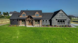 2101 Eagles Ridge Drive, Weatherford, TX 76087