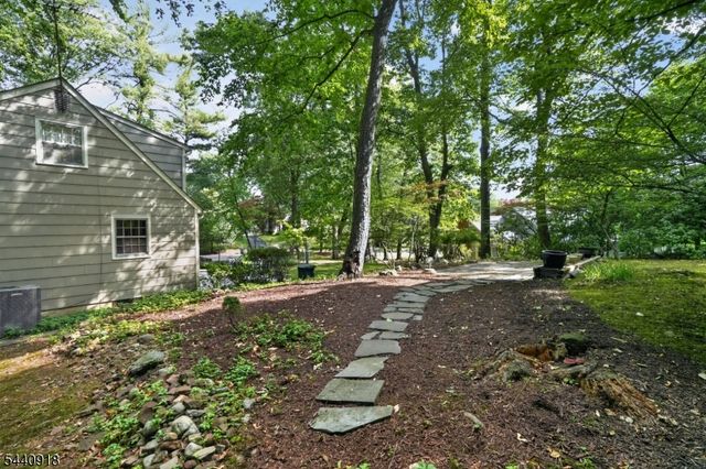 905 CHARLOTTE ROAD, Plainfield City, NJ 07060