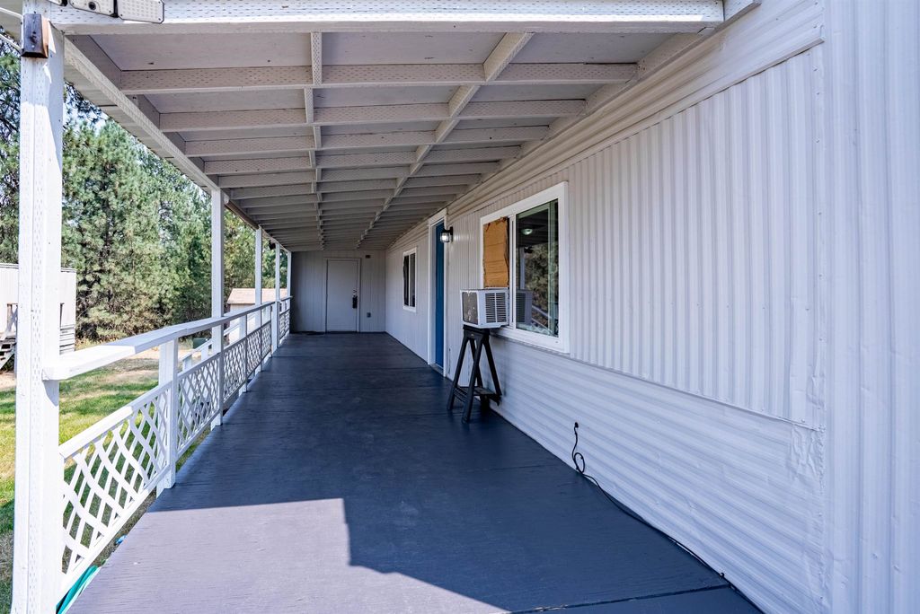 34124 N Newport Hwy, Chattaroy, WA 99003 photo 3