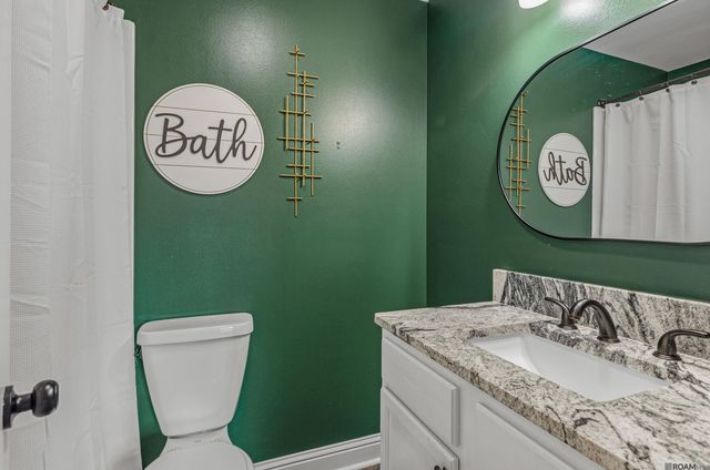 7378 Robinson Dr, Denham Springs, LA 70706