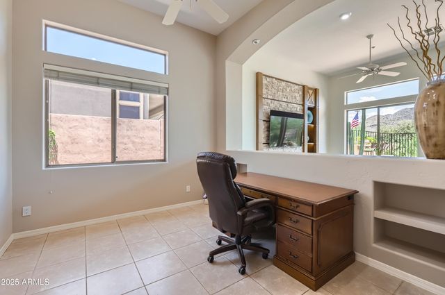 41717 N MOSS SPRINGS Court, Anthem, AZ 85086