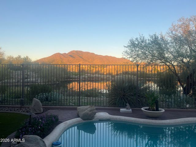 41717 N MOSS SPRINGS Court, Anthem, AZ 85086