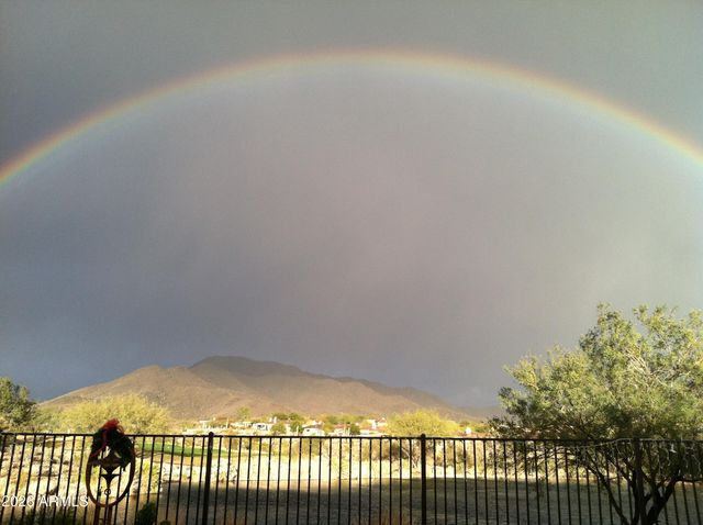 41717 N MOSS SPRINGS Court, Anthem, AZ 85086