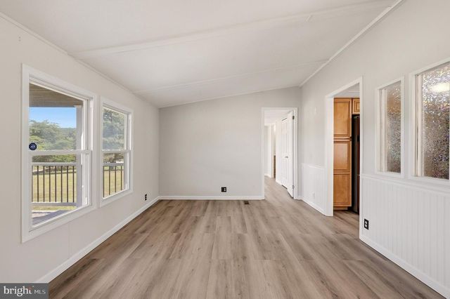 139 RIVER VALLEY VIEW DR, Harpers Ferry, WV 25425