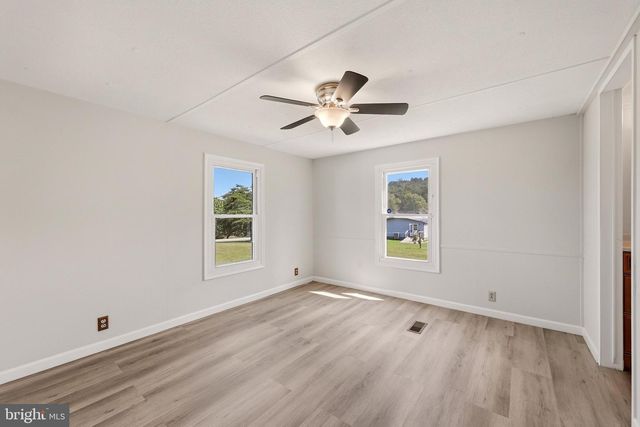 139 RIVER VALLEY VIEW DR, Harpers Ferry, WV 25425