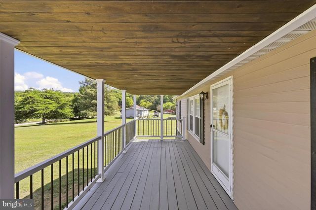 139 RIVER VALLEY VIEW DR, Harpers Ferry, WV 25425