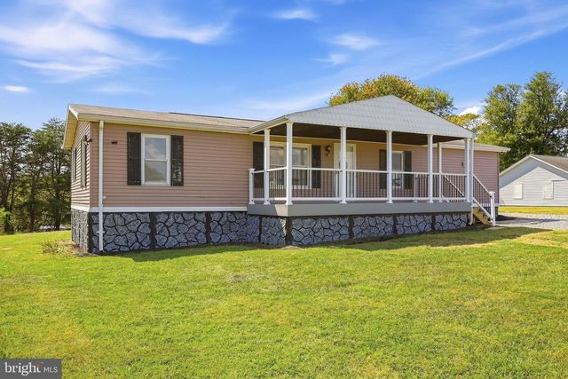 139 RIVER VALLEY VIEW DR, Harpers Ferry, WV 25425