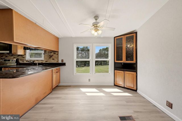 139 RIVER VALLEY VIEW DR, Harpers Ferry, WV 25425