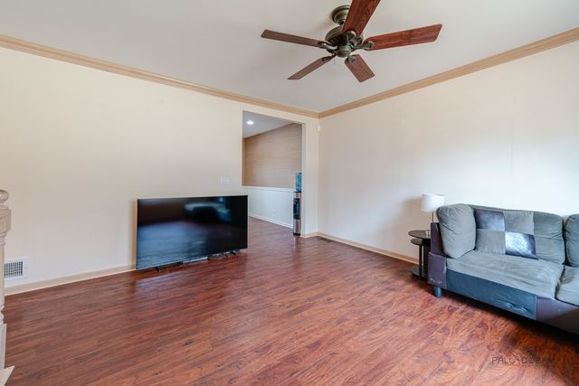 24731 W Orchard Place, Round Lake Heights, IL 60073