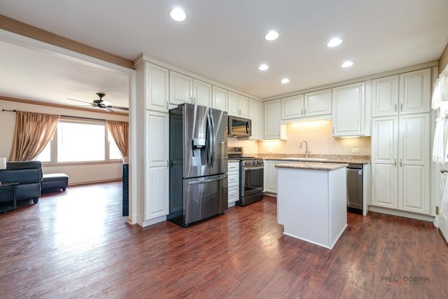 24731 W Orchard Place, Round Lake Heights, IL 60073