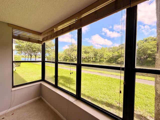 2908 S Carambola Cir Circle S 103, Coconut Creek, FL 33066
