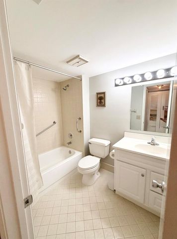 2908 S Carambola Cir Circle S 103, Coconut Creek, FL 33066
