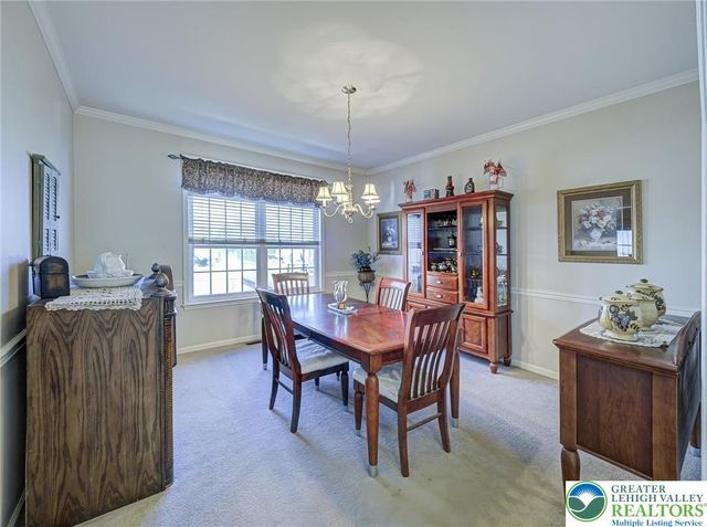 4217 Shadowstone Drive, Forks Twp, PA 18040