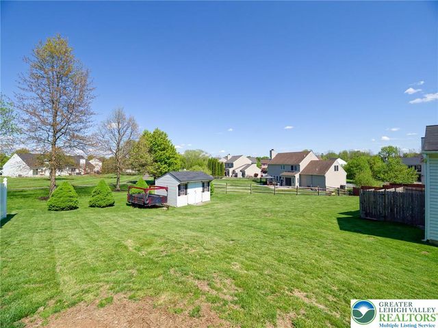 4217 Shadowstone Drive, Forks Twp, PA 18040