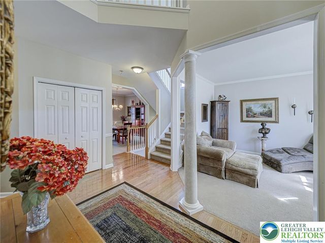 4217 Shadowstone Drive, Forks Twp, PA 18040